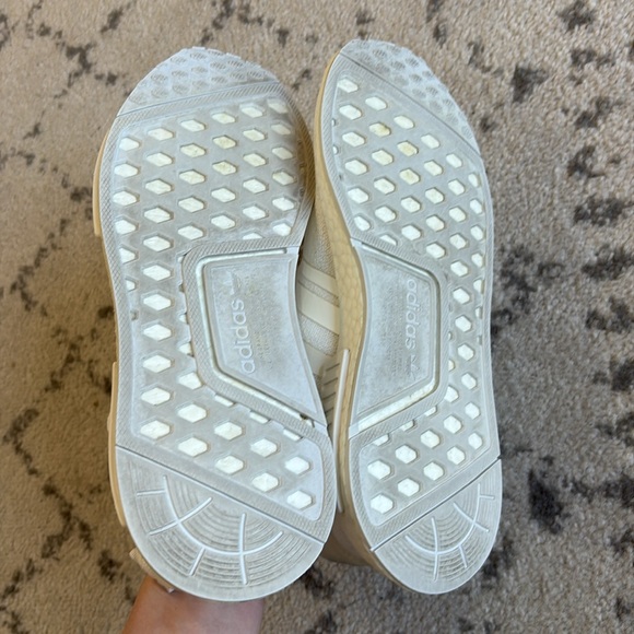 adidas nmd R1 tripple white silver mens shoes - Picture 6 of 6